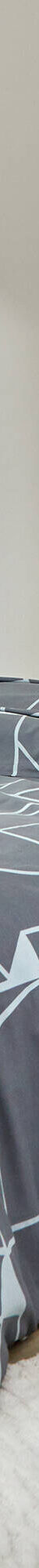 Linge de lit Geoffroy en coton à motifs graphiques (gris) Linge de lit Geoffroy en coton à motifs graphiques (gris)